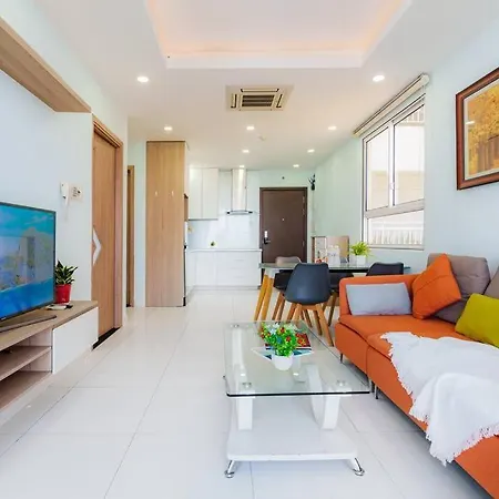 The Botanica - Apartment Near Airport - Luxury